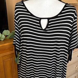 T-Shirt Dress Black and White Striped
